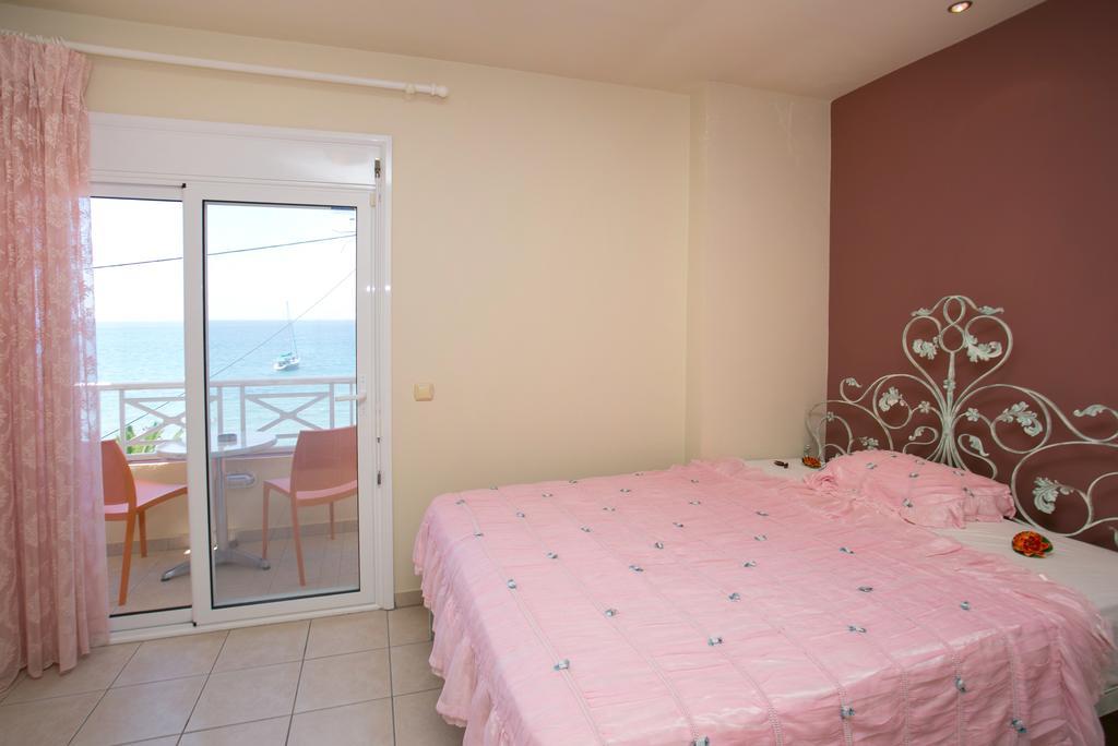 Studios Akrogiali Limenaria  Ruang foto